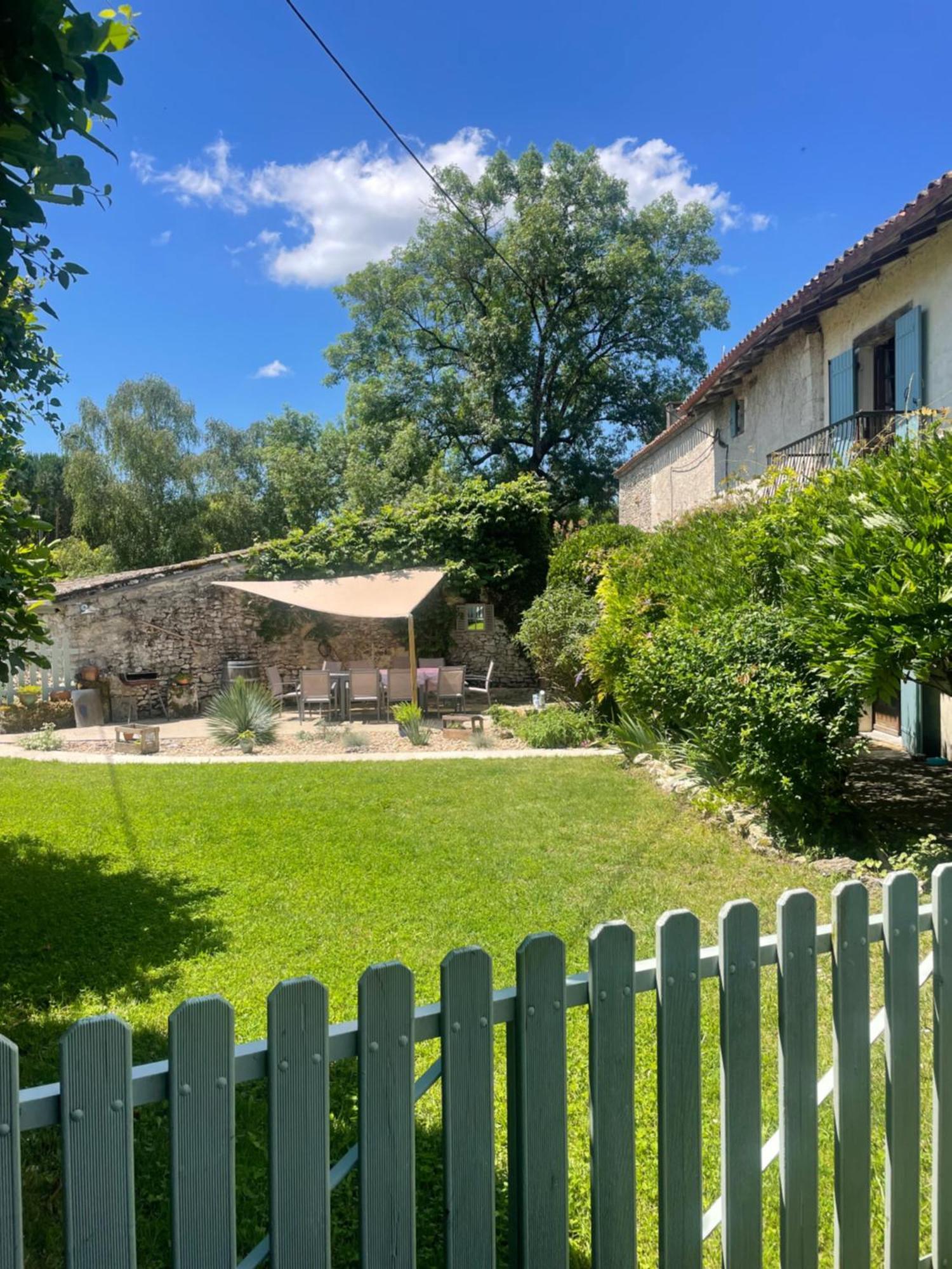 Les Galineaux Villa La Roquille Exteriör bild